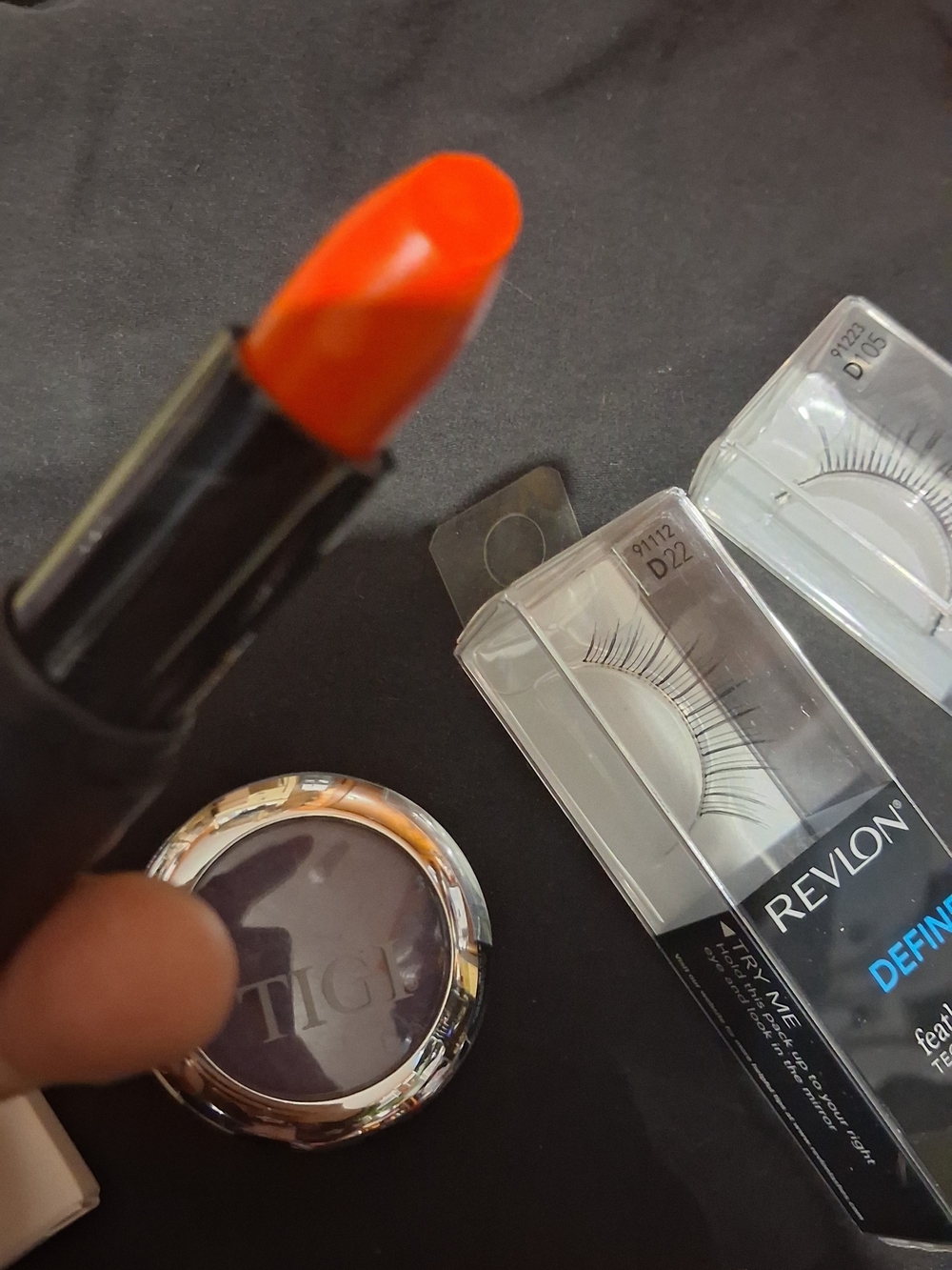Makeup Bundle - Picture 10 of 13